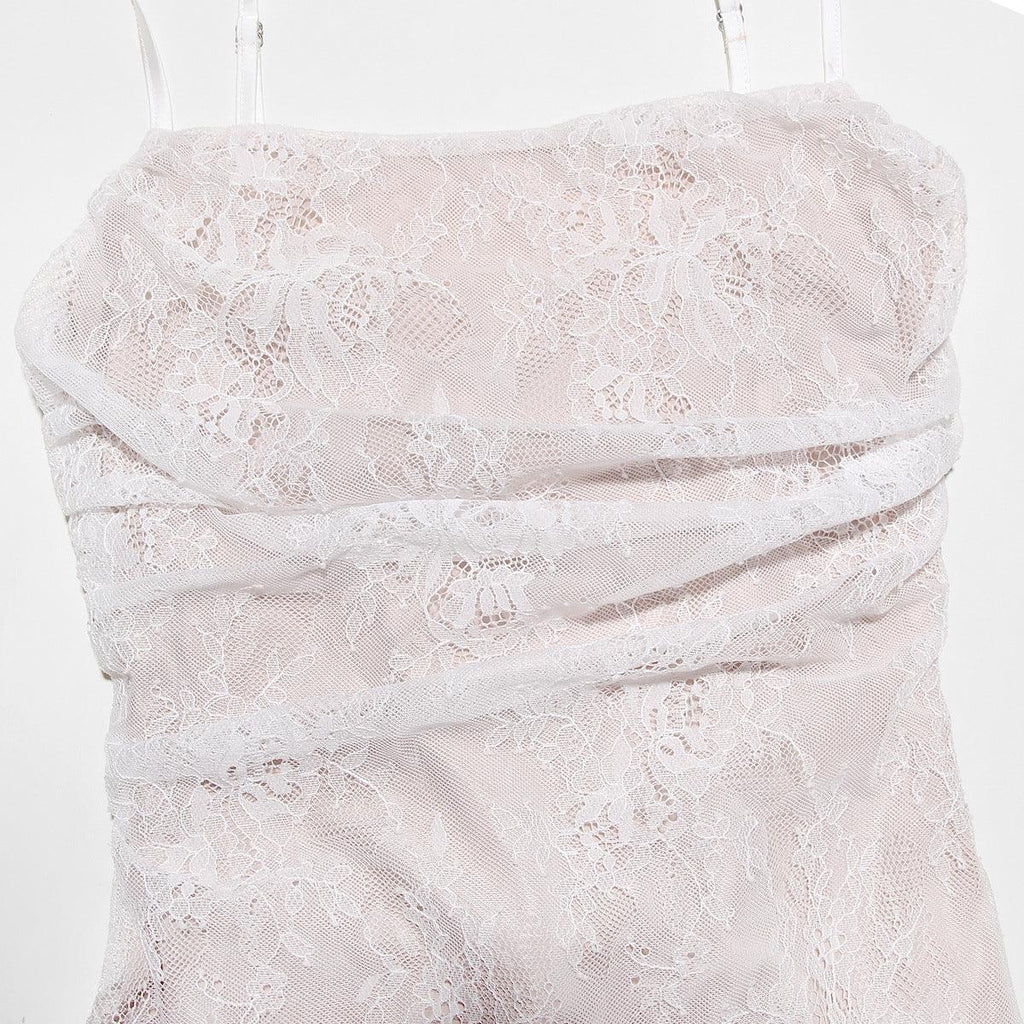Diana™ - Elegant Lace Maxi Gown